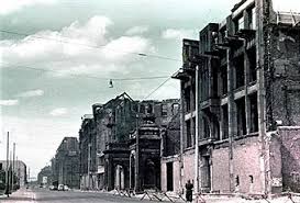 Berlin Leipziger Strasse 1964 In Der Mitte Die Spittel Kolonnaden Berlin City East Berlin Berlin