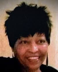 Marie Staples's Instagram, Twitter & Facebook