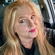 Are others still traveling back home after the cruise?