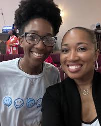 Chelli Smith (@chellismith) • Instagram photos and videos