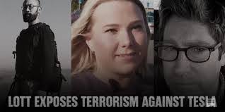 Abbey Gill's Instagram, Twitter & Facebook