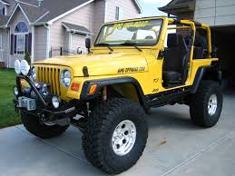 Black And Yellow Rims For Jeep Wrangler Anyone Know What Kind Of Wheels These Are Jeep Jeeplife Wrangler Jeeps Cherokee Jeepmafia Offroad 4x4 Jeep Wrangler Yellow Jeep Yellow Jeep Wrangler