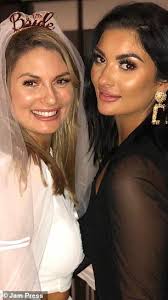 Renee Cork's Instagram, Twitter & Facebook