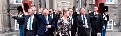 Det är en ny skatt på flamskyddsmedel som finns i så gott som alla dessa produkter. Sadan Dannes En Regering Folketinget