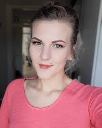 Elena Helm's Instagram, Twitter & Facebook