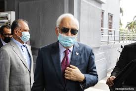 Sehenswürdigkeiten und aktivitäten in kuala lumpur. Najib Applies To Strike Out Rm1 69b Bankruptcy Notice And For A Stay Alleging Mala Fide The Edge Markets