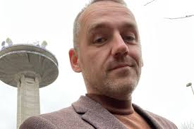 Polenus ilse producer at vrt. Xavier Taveirne On Twitter Klaar Met Ziek Zijn Terug Aan De Slag En Het Geluid Van Mijn Badge Aan De Slagboom Was Het Mooiste Cadeau Deze Kerst Https T Co H4i6xs87fm