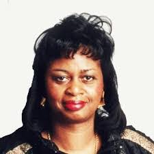 Mona Forte's Instagram, Twitter & Facebook