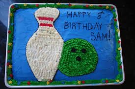 From tableware to decorations and other party supplies, you'll be having fun at the lanes in no time. Bowling Party Decor Bowling Party Bowling League Party Bowling Birthday Party Decorations Bowling Ball Cake Bowling Cake Topper Home Living Kitchen Decor Delage Com Br