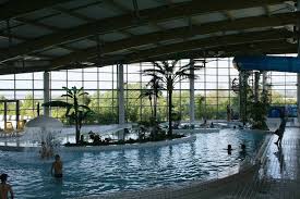 À partir du 16 décembre, si vous devez appeler votre caf, composez le 3230 puis le numéro de votre département. Saint Lo Une Soiree Cine Piscine Une Grande Premiere Au Centre Aquatique