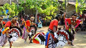 Pdf | p> the jaran kepang temanggung is a part of cultural products and was developed on the island of java. Kesenian Ebeg Atau Kuda Lumping Berasal Dari Provinsi Siswapelajar Com