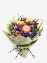 Send a bouquet of dried bouquet to showcase your everlasting feelings to your recipient. Fruitilicious V01 Floral Garage Sg