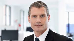 Area Man Coasting By On Good Looks, Work Ethic, In-Depth Knowledge Of  Virginia Real Estate Law