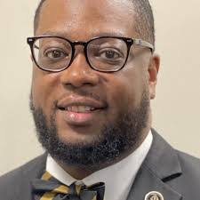 Paul Devita's Instagram, Twitter & Facebook