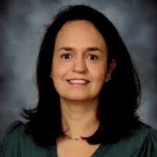 Nadia Olsen's Instagram, Twitter & Facebook