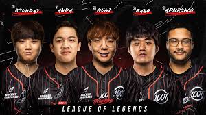 It is so successful that he is now interviewing famous. 100 Thieves On Twitter 100 Thieves League Of Legends Starting Roster For Nalcs Top Ssumday Jungle Anda Mid Huhi Adc Bang Support Aphromoo 100t Honoramongthieves Https T Co Kioz0qtdq0