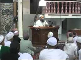 Kita ketahui bahwa perempuan pun bisa menjadi imam. Ust Azhar Idrus Imam Wanita Makmum Wanita Sahaja Kedudukan Saf Youtube