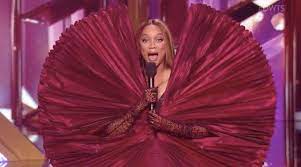 Dwts Fans Slam Host Tyra Banks Bizarre Fan Dress And Demand She Be Fired For Making The Show All About Her