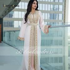 Bbonlinedress Caftan Marocain Robes De Soiree Appliques De Broderie Robe De Soiree Musulmane A Manches Longue Moroccan Dress Morrocan Dress Traditional Dresses