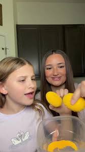 Kraft Mac and Cheese Egg