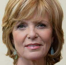 Ulrike kriener geht es in ihrer rolle als dorothee heute so, denn volker (henry hübchen) braucht vorübergehend pflege und bricht in ihr neues leben ein, in dem sie sich grade frisch verliebt hat. Leute Tod Ihres Babys Brachte Ulrike Kriener Der Kirche Naher Welt