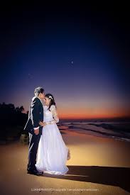 Cek dulu yuk, walau jodohnya belum tahu siapa, seengaknya udah punya referensi. Background Prewedding Pantai Background Prewedding Fur Android Apk Herunterladen Anda Ingin Foto Prewedding Dengan Latar Pantai