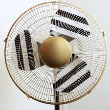 Diy Black And Gold Repainted Fan Easy Floor Fan Makeover Upgrade Painted Fan Easy Diy Hacks Spray Paint Fan