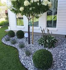 75 Top Garden Ideas For A Beautiful Walkway Front Yard Landscaping Design Small Backyard Landscaping Front Yard Landscaping