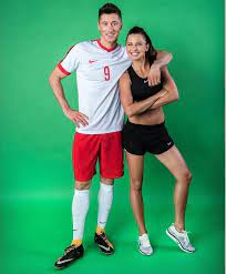 He was born on september 18th, 1973 in lowell, massachusetts. Anna Lewandowska The Stunning Black Belt In Karate Whose Selfie In London Last Week Sparked Rumours Her Hubby Is Premier League Bound