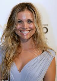 McLeod's Daughter's Bridie Carter puts her Byron Bay homestead