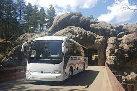The cheapest way to get from rapid city to mount rushmore costs only $2, and the quickest way takes just 33 mins. Panoramatour Durch Die Black Hills Mit Mount Rushmore Und Mittagessen 2021 Rapid City Tiefpreisgarantie