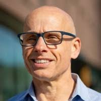 Glenn Summerfield's Instagram, Twitter & Facebook