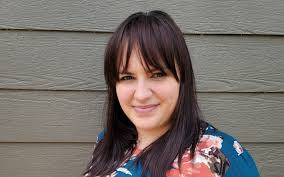 Kendra Hutcherson's Instagram, Twitter & Facebook