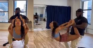 Sasha Banks workout : rWrasslin