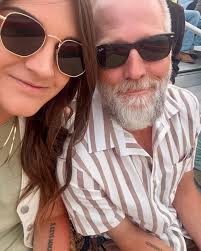 Kelsey Estes (@chaos.partyofseven) • Instagram photos and videos