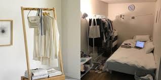 Kamar dengan tema simple season adalah contoh desain kamar tidur minimalis yang paling fleksibel. 10 Ornamen Simpel Harga Bersahabat Untuk Menghias Kamar Ala Pinterest Estetis Banget