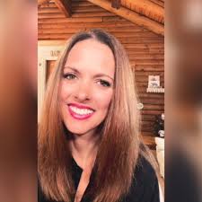 Kelli Brock's Instagram, Twitter & Facebook