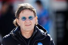 Montez Stewart's Instagram, Twitter & Facebook