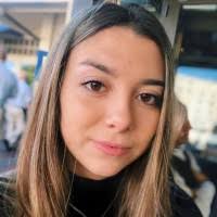 Daniela Urrea's Instagram, Twitter & Facebook