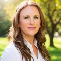 Marie Chivers's Instagram, Twitter & Facebook