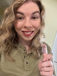 What is Moira's lipstick brand and color?