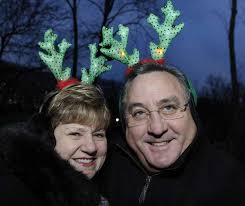 Images: Holiday festivities Friday in the suburbs