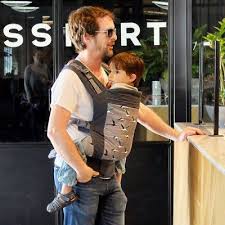 Porte Bebe Flamingo Salmon Boba Berceau Magique Porte Bebe Portage Bebe Les Tout Petits