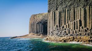 Einiges zu bieten hat der great glen way: Hintergrundbilder Landschaft Meer Wasser Rock Natur Himmel Schottland Tourismus Kuste Cliff Erosion Saule Vereinigtes Konigreich Felsformation Bildung Staffa Island Terrain Ozean Spalten 1920x1080 Px Geologie Historische Seite