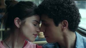 Giulia Be conta histórias de romances em nova campanha do Boticário