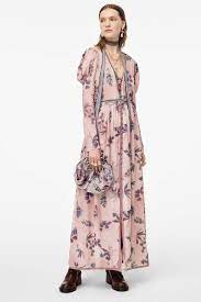 Zara vi viene in aiuto con svariate proposte di vestiti eleganti adatti anc. Hafif Bir Kitap Okudum Kargasa Zara Vestiti Lunghi Dehakalip Com