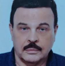 Audrey Hepburn galt als eine der schönsten Frauen der Welt. Bei ihrer  Beerdigung wurden diese von ihr verfassten inspirierenden Worte zum Thema  Schönheit verlesen: 🦋 „Um attraktive Lippen zu haben, sprich nette