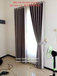 Sesuai dengan namanya panel sheer scarf valances, tirai ini cukup tipis dan transparan sehingga sangat cocok untuk rumah bergaya. Tirai Jendela Rumah Minimalis Cek Bahan Bangunan