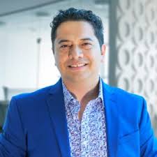 Learn How You As a Coach, Consultant Or Influencer Can Pivot Your Business  Now