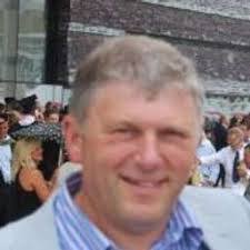 Alan Smalley's Instagram, Twitter & Facebook